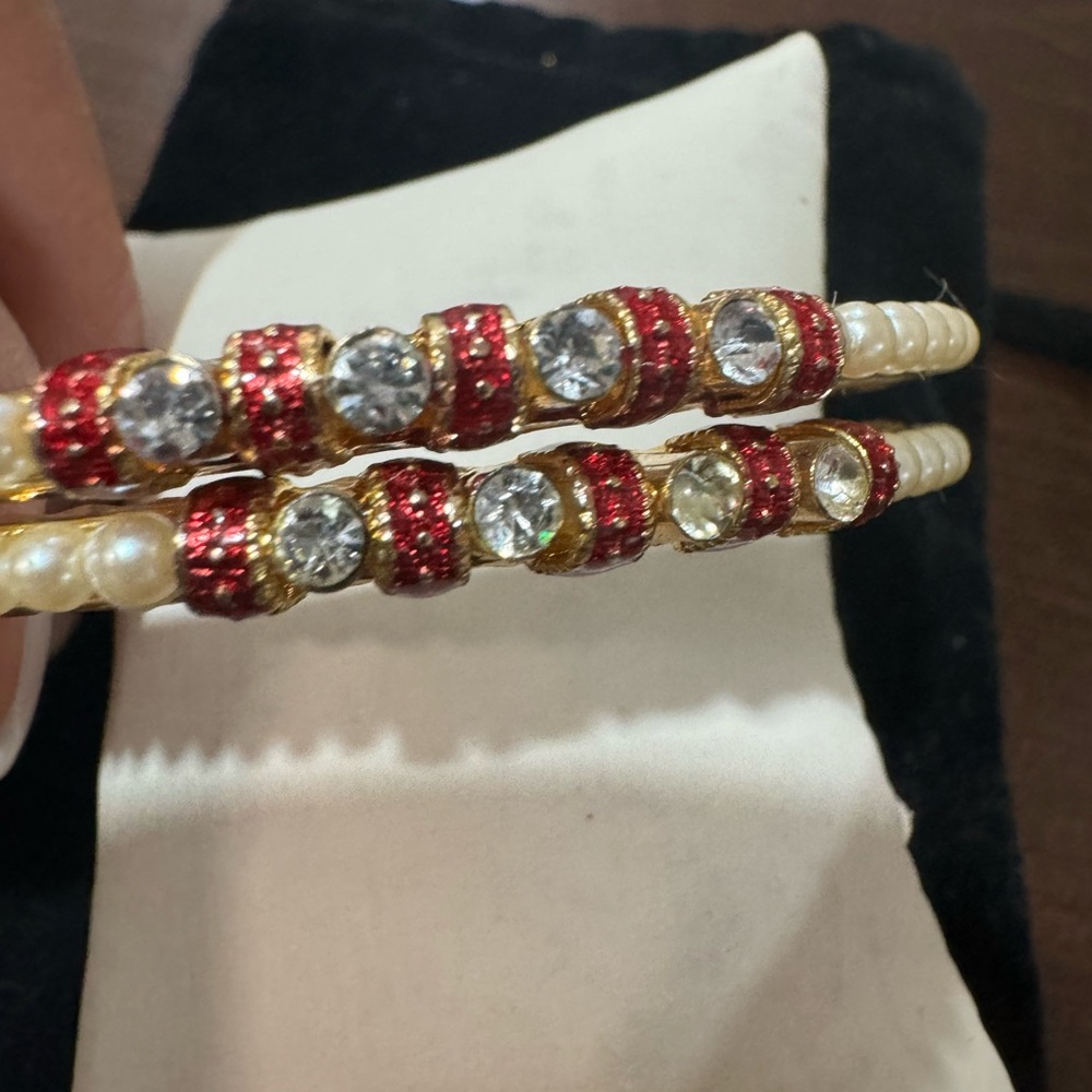 Set of two ornate bangles